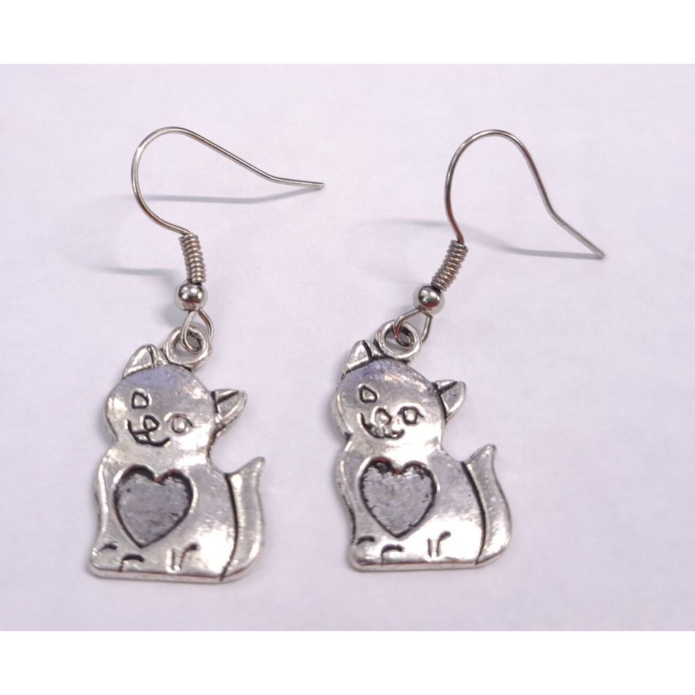 Lovey Happy Sitty Kitty Cat Feline Kitten Animal Lover Earrings New Silver Tone